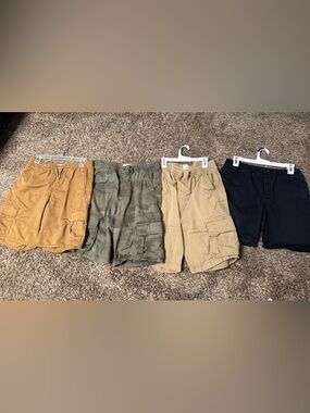 Bundle 4 abercrombie kids Cargo Short Pack - Mustard, Olive, Navy, size 17/18
